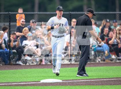 Thumbnail 3 in Pleasant Grove vs. Lindale (UIL 4A D1 Region Finals) photogallery.