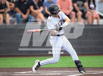 Thumbnail 1 in Pleasant Grove vs. Lindale (UIL 4A D1 Region Finals) photogallery.