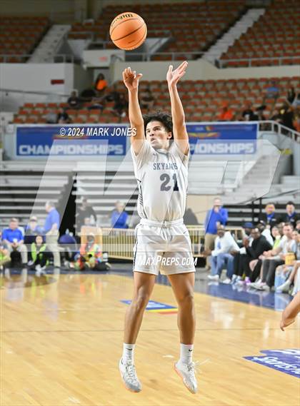 Thumbnail 1 in Deer Valley vs. Sahuaro (AIA 4A Final) photogallery.