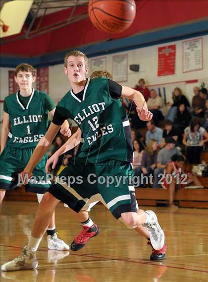 Thumbnail 2 in Elliot Christian vs. East Nicolaus (Love of the Game Invitational) photogallery.