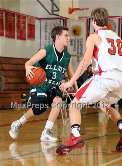 Thumbnail 1 in Elliot Christian vs. East Nicolaus (Love of the Game Invitational) photogallery.