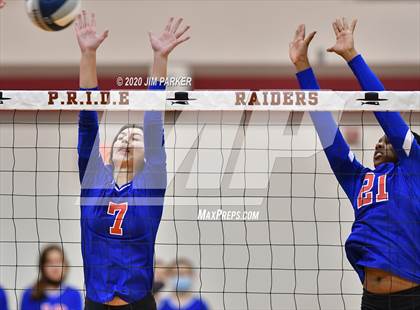 Thumbnail 1 in Midway @ Rouse photogallery.