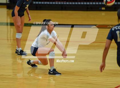 Thumbnail 3 in Reagan [Ronald] vs O'Connor (Class 6A Bidistrict) photogallery.