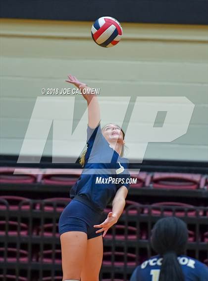 Thumbnail 2 in Reagan [Ronald] vs O'Connor (Class 6A Bidistrict) photogallery.