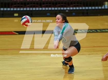 Thumbnail 3 in Reagan [Ronald] vs O'Connor (Class 6A Bidistrict) photogallery.