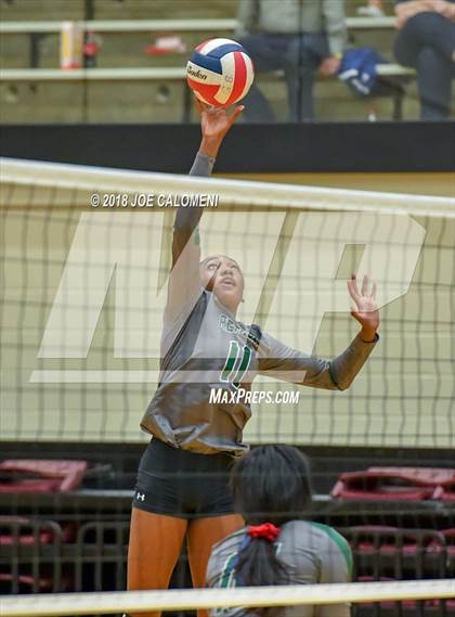 Thumbnail 3 in Reagan [Ronald] vs O'Connor (Class 6A Bidistrict) photogallery.