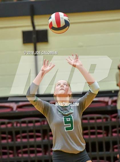 Thumbnail 3 in Reagan [Ronald] vs O'Connor (Class 6A Bidistrict) photogallery.