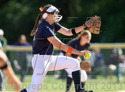 Thumbnail 2 in Our Lady of Mercy vs. Hamburg (NYSPHSAA Class A Western Regional) photogallery.