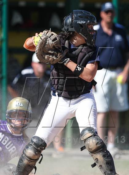 Thumbnail 1 in Our Lady of Mercy vs. Hamburg (NYSPHSAA Class A Western Regional) photogallery.