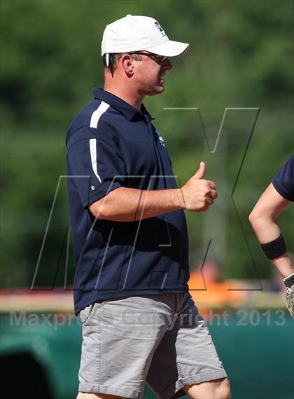 Thumbnail 1 in Our Lady of Mercy vs. Hamburg (NYSPHSAA Class A Western Regional) photogallery.