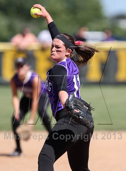 Thumbnail 1 in Our Lady of Mercy vs. Hamburg (NYSPHSAA Class A Western Regional) photogallery.