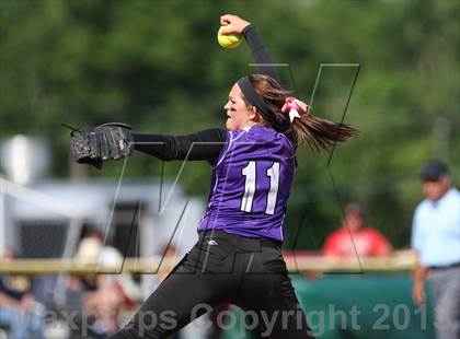 Thumbnail 1 in Our Lady of Mercy vs. Hamburg (NYSPHSAA Class A Western Regional) photogallery.