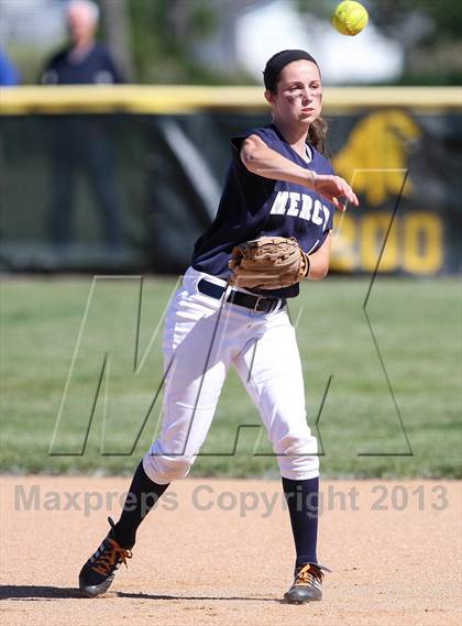 Thumbnail 1 in Our Lady of Mercy vs. Hamburg (NYSPHSAA Class A Western Regional) photogallery.