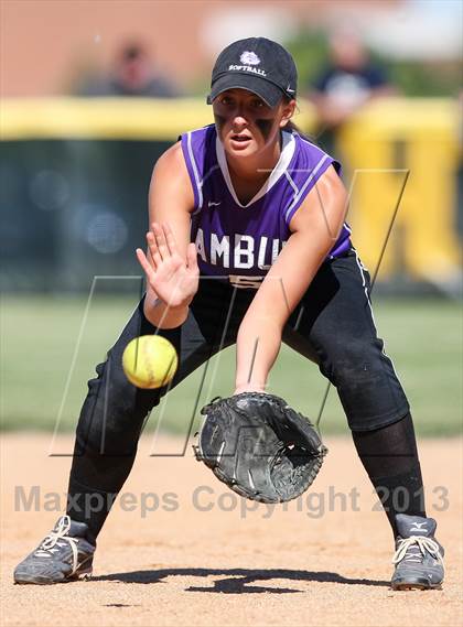 Thumbnail 3 in Our Lady of Mercy vs. Hamburg (NYSPHSAA Class A Western Regional) photogallery.