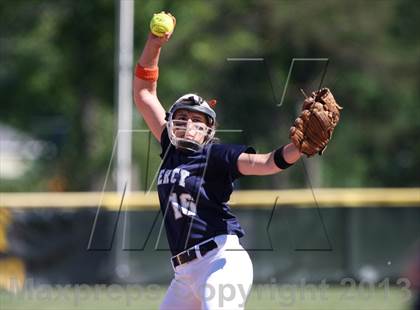 Thumbnail 1 in Our Lady of Mercy vs. Hamburg (NYSPHSAA Class A Western Regional) photogallery.