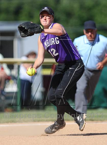 Thumbnail 3 in Our Lady of Mercy vs. Hamburg (NYSPHSAA Class A Western Regional) photogallery.