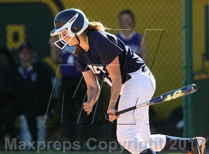 Thumbnail 2 in Our Lady of Mercy vs. Hamburg (NYSPHSAA Class A Western Regional) photogallery.