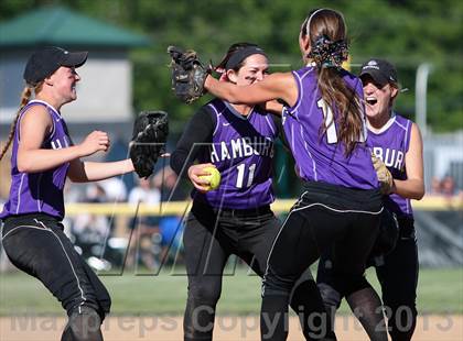 Thumbnail 2 in Our Lady of Mercy vs. Hamburg (NYSPHSAA Class A Western Regional) photogallery.