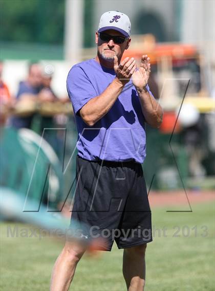 Thumbnail 1 in Our Lady of Mercy vs. Hamburg (NYSPHSAA Class A Western Regional) photogallery.