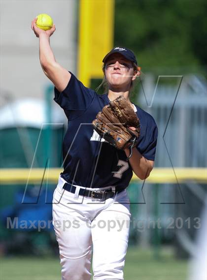 Thumbnail 1 in Our Lady of Mercy vs. Hamburg (NYSPHSAA Class A Western Regional) photogallery.