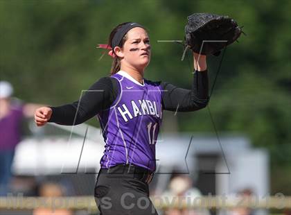 Thumbnail 3 in Our Lady of Mercy vs. Hamburg (NYSPHSAA Class A Western Regional) photogallery.