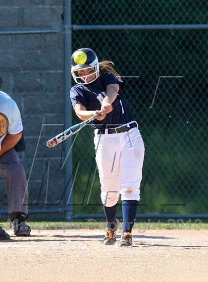 Thumbnail 3 in Our Lady of Mercy vs. Hamburg (NYSPHSAA Class A Western Regional) photogallery.