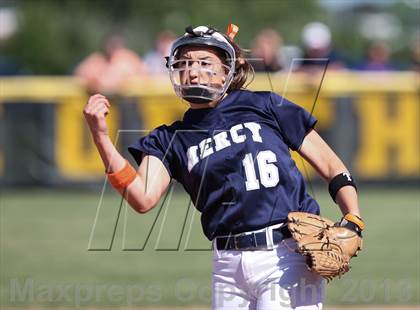 Thumbnail 3 in Our Lady of Mercy vs. Hamburg (NYSPHSAA Class A Western Regional) photogallery.