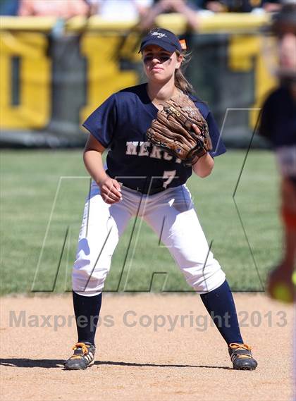 Thumbnail 2 in Our Lady of Mercy vs. Hamburg (NYSPHSAA Class A Western Regional) photogallery.