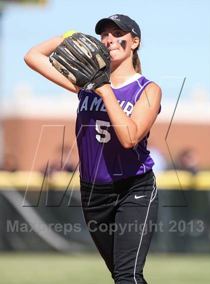 Thumbnail 3 in Our Lady of Mercy vs. Hamburg (NYSPHSAA Class A Western Regional) photogallery.