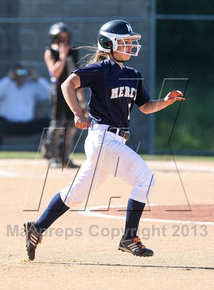 Thumbnail 3 in Our Lady of Mercy vs. Hamburg (NYSPHSAA Class A Western Regional) photogallery.