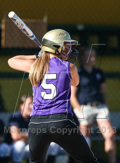 Thumbnail 2 in Our Lady of Mercy vs. Hamburg (NYSPHSAA Class A Western Regional) photogallery.