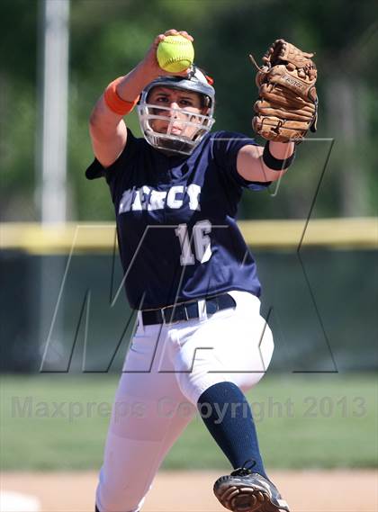 Thumbnail 2 in Our Lady of Mercy vs. Hamburg (NYSPHSAA Class A Western Regional) photogallery.