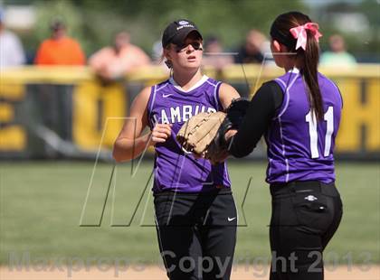 Thumbnail 3 in Our Lady of Mercy vs. Hamburg (NYSPHSAA Class A Western Regional) photogallery.