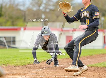 Thumbnail 1 in Ukiah vs. Maria Carrillo (A.L. Rabinovitz Tourney) photogallery.