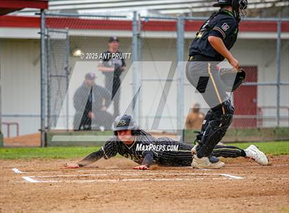 Thumbnail 2 in Ukiah vs. Maria Carrillo (A.L. Rabinovitz Tourney) photogallery.