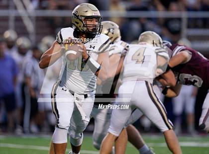 Thumbnail 3 in David Crockett @ Dobyns-Bennett photogallery.