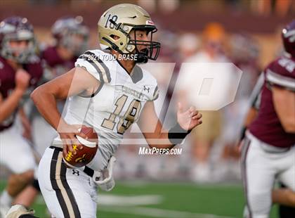 Thumbnail 2 in David Crockett @ Dobyns-Bennett photogallery.