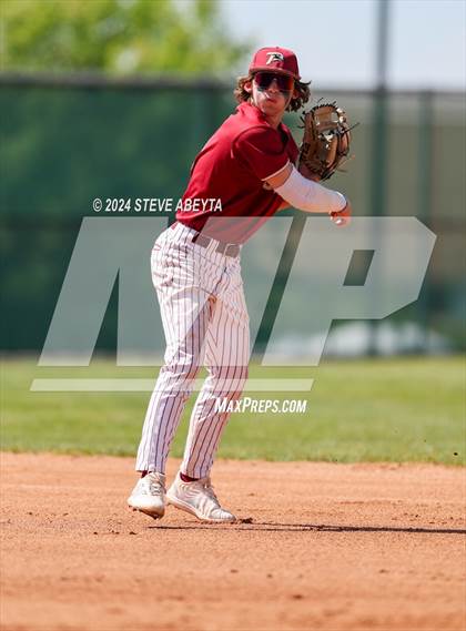Thumbnail 1 in Ponderosa vs. Regis Jesuit (CHSAA 5A Region 2) photogallery.