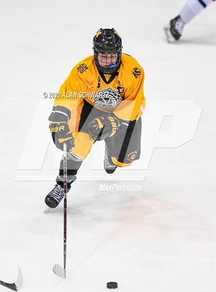 Thumbnail 2 in McQuaid Jesuit @ Fairport (Section 5 Semifinal)  photogallery.