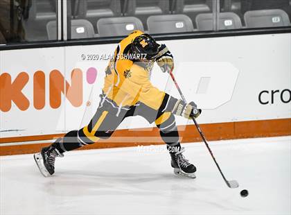 Thumbnail 1 in McQuaid Jesuit @ Fairport (Section 5 Semifinal)  photogallery.