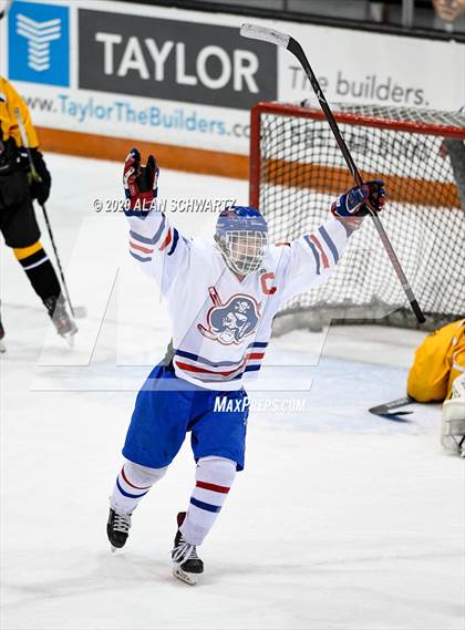 Thumbnail 1 in McQuaid Jesuit @ Fairport (Section 5 Semifinal)  photogallery.