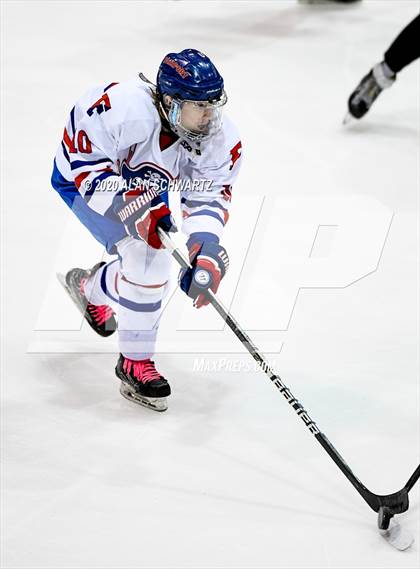 Thumbnail 1 in McQuaid Jesuit @ Fairport (Section 5 Semifinal)  photogallery.