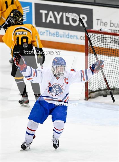 Thumbnail 3 in McQuaid Jesuit @ Fairport (Section 5 Semifinal)  photogallery.