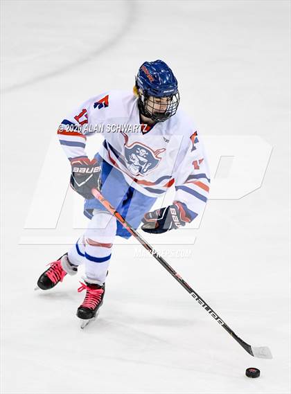 Thumbnail 3 in McQuaid Jesuit @ Fairport (Section 5 Semifinal)  photogallery.