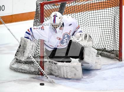 Thumbnail 3 in McQuaid Jesuit @ Fairport (Section 5 Semifinal)  photogallery.