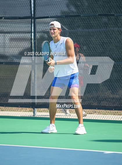 Thumbnail 2 in UIL 3A Boys Tennis (Semifinals) photogallery.