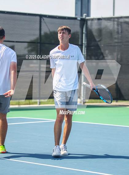Thumbnail 1 in UIL 3A Boys Tennis (Semifinals) photogallery.