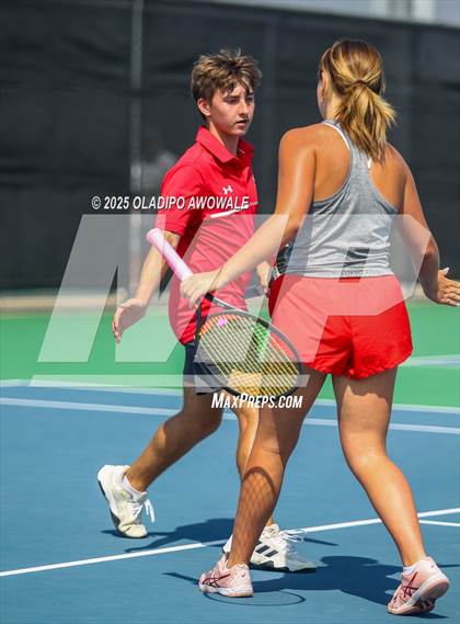 Thumbnail 3 in UIL 3A Boys Tennis (Semifinals) photogallery.