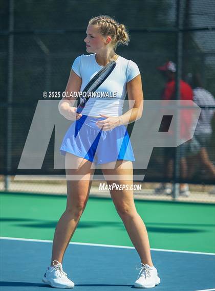 Thumbnail 2 in UIL 3A Boys Tennis (Semifinals) photogallery.