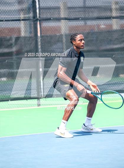 Thumbnail 1 in UIL 3A Boys Tennis (Semifinals) photogallery.